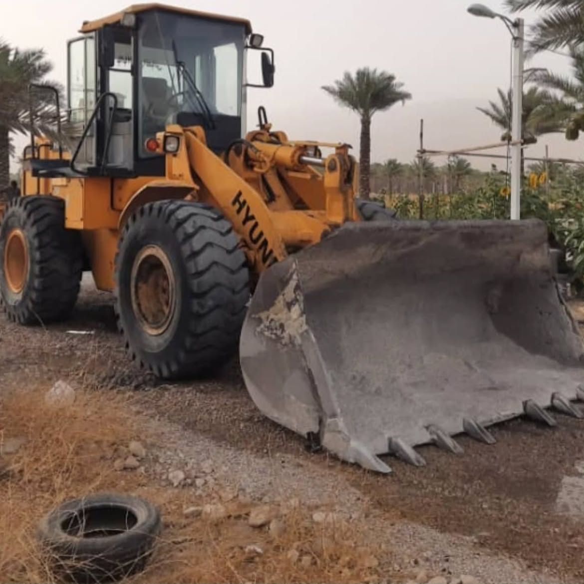 فروش لودر هیوندا ۷۵۷
